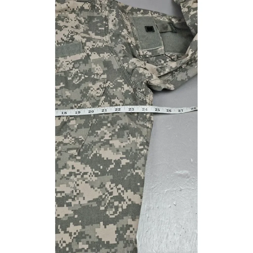 U.S. Military Army Jacket Mens Large/Long.  Full‎ Zip Digital Camo Uniform